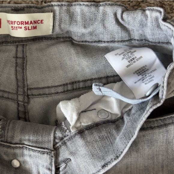 Boys gray Levi’s performance 511 Slim Jeans size 12 , 26”x26” - Picture 7 of 10